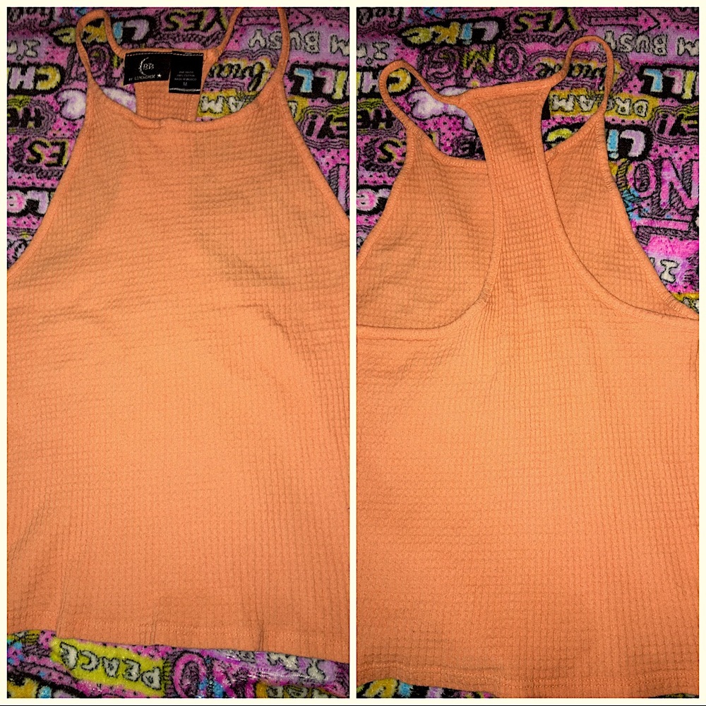 This tank too has NOT been worn.